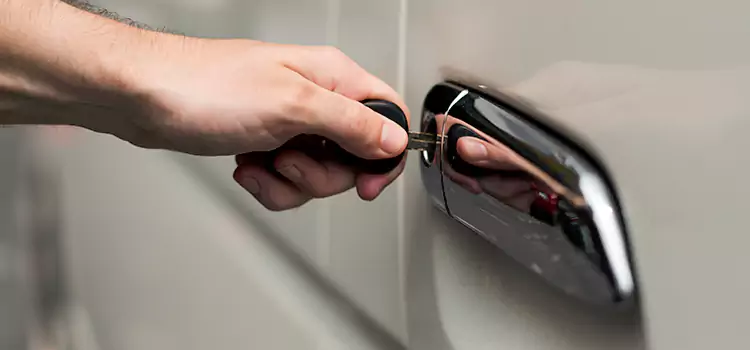 Why Choose Our Auto Locksmith Team in Orchards, WA?