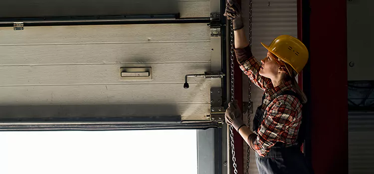 Addressing Common Garage Door Stoppage Issues in Orchards, WA